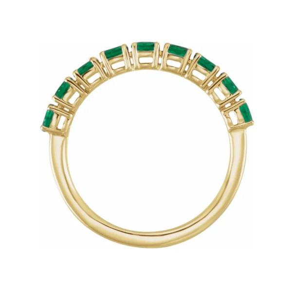 Solid gold diamond and emerald ring, the woodlands